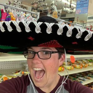 Meet your Posher, Jenifer